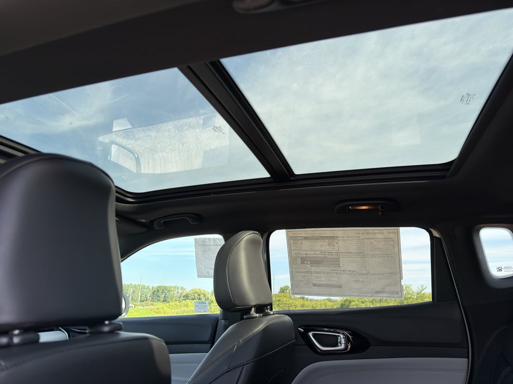 2026 Jeep Compass Limited Sun, Sound & Nav