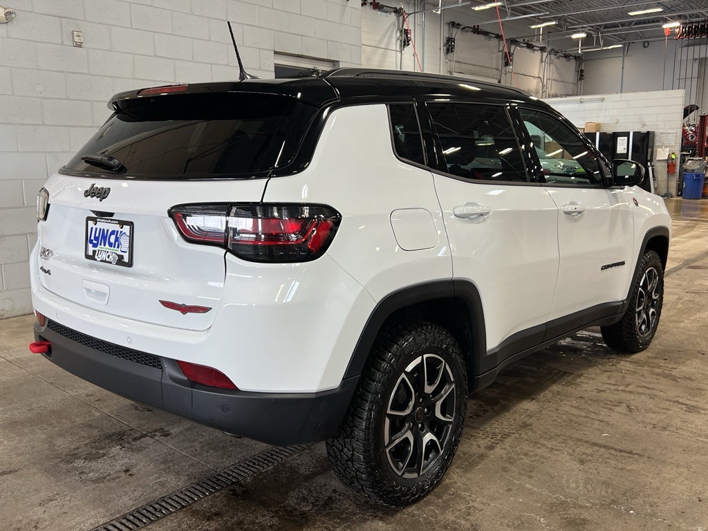 2025 Jeep Compass Trailhawk