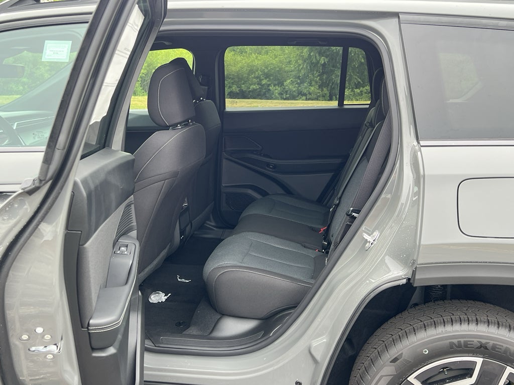 2026 Jeep Cherokee Laredo Sting 4WD