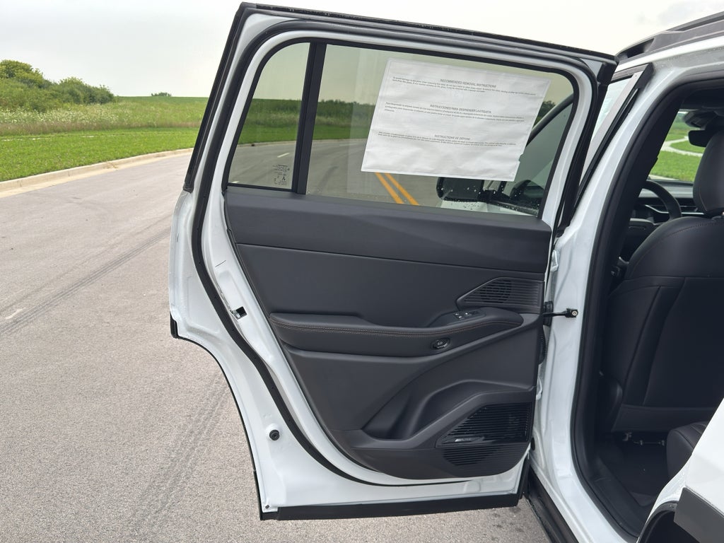 2026 Jeep Cherokee Limited Tech 4WD