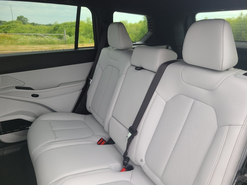 2026 Jeep Cherokee Limited Tech 4WD