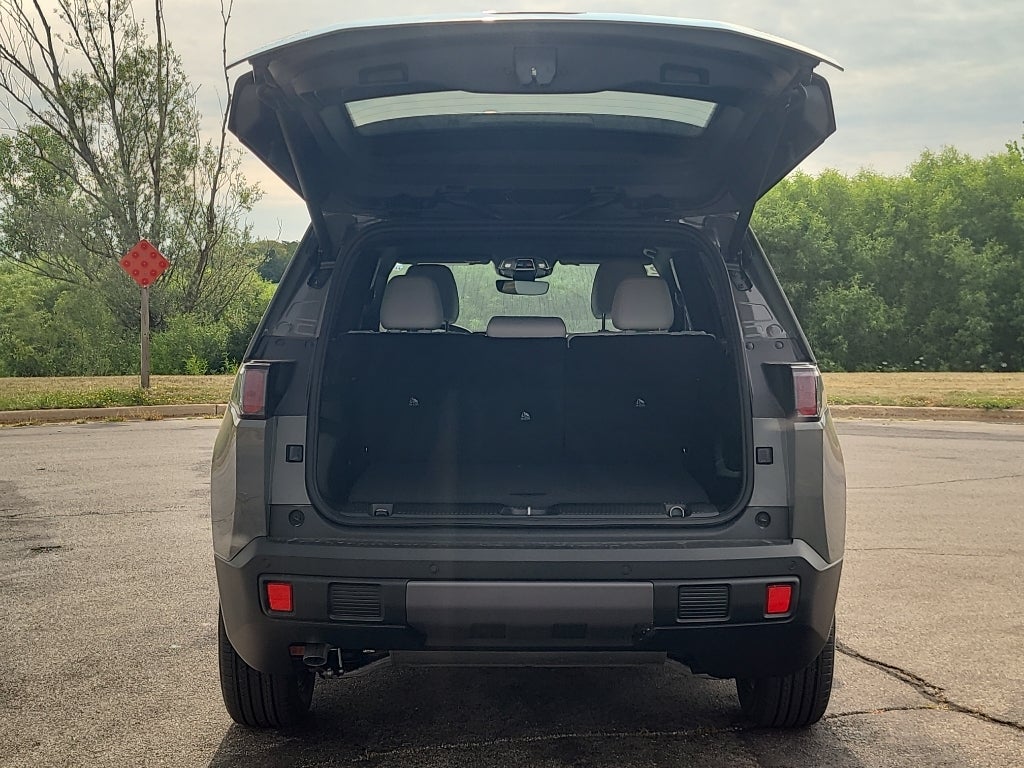 2026 Jeep Cherokee Limited Tech 4WD