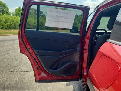 2026 Jeep Cherokee Laredo Crimson Wave