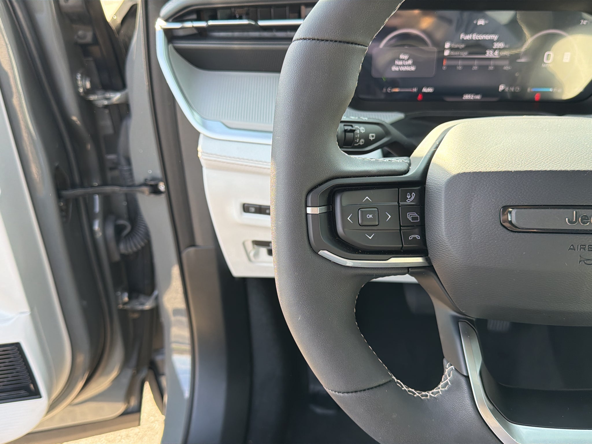 2026 Jeep Cherokee Limited Tech 4WD