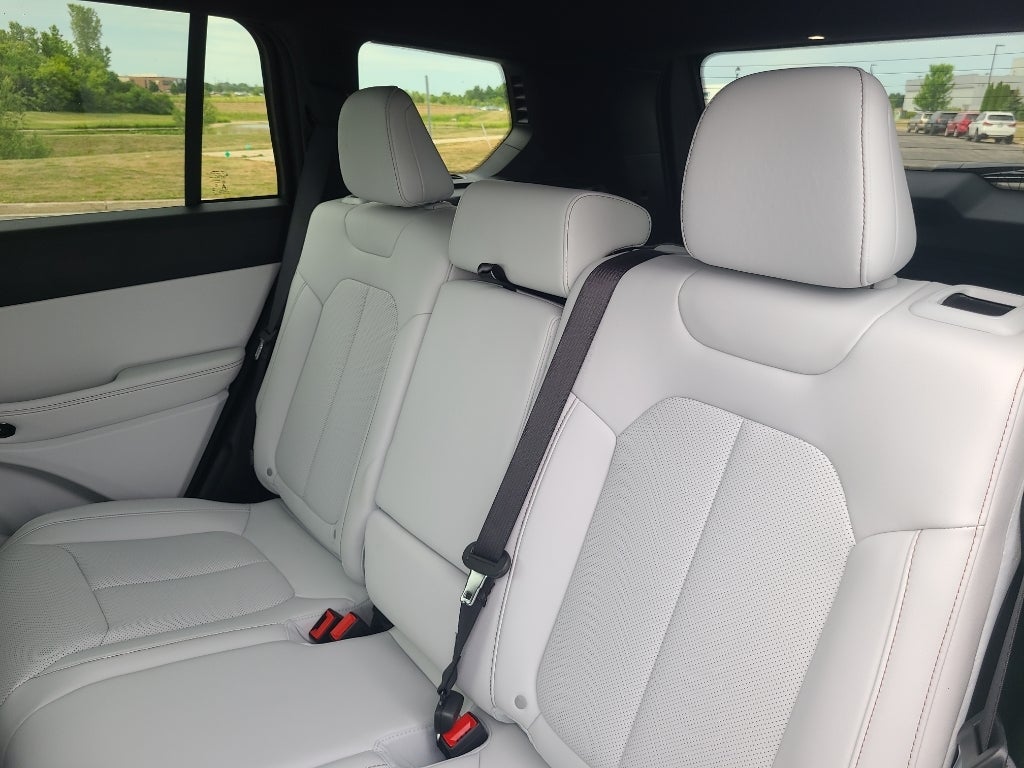 2026 Jeep Cherokee Limited Tech 4WD