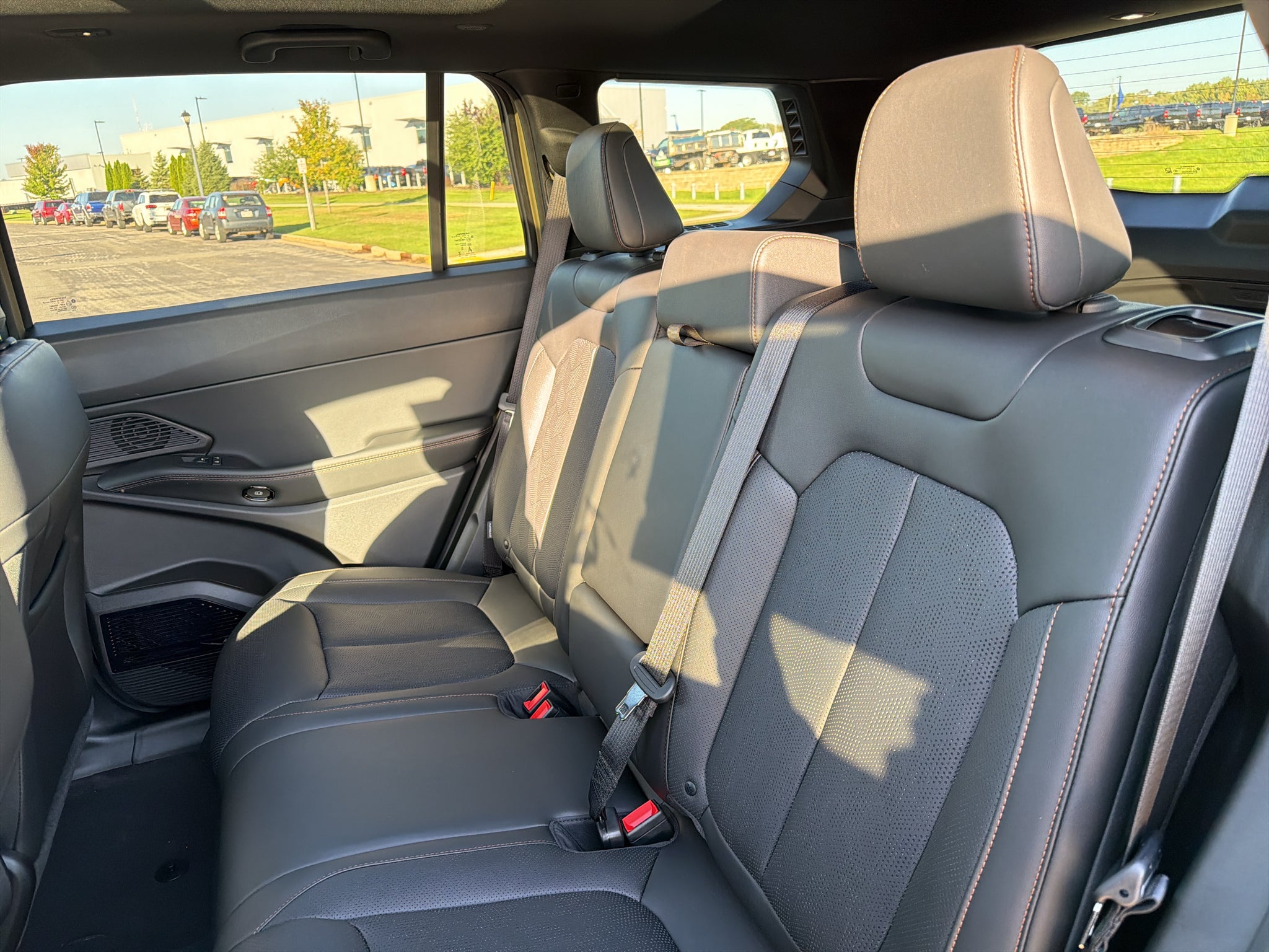 2026 Jeep Cherokee Overland Advanced Pro-Tech Tow