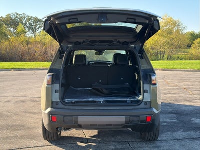 2026 Jeep Cherokee Overland Advanced Pro-Tech Tow