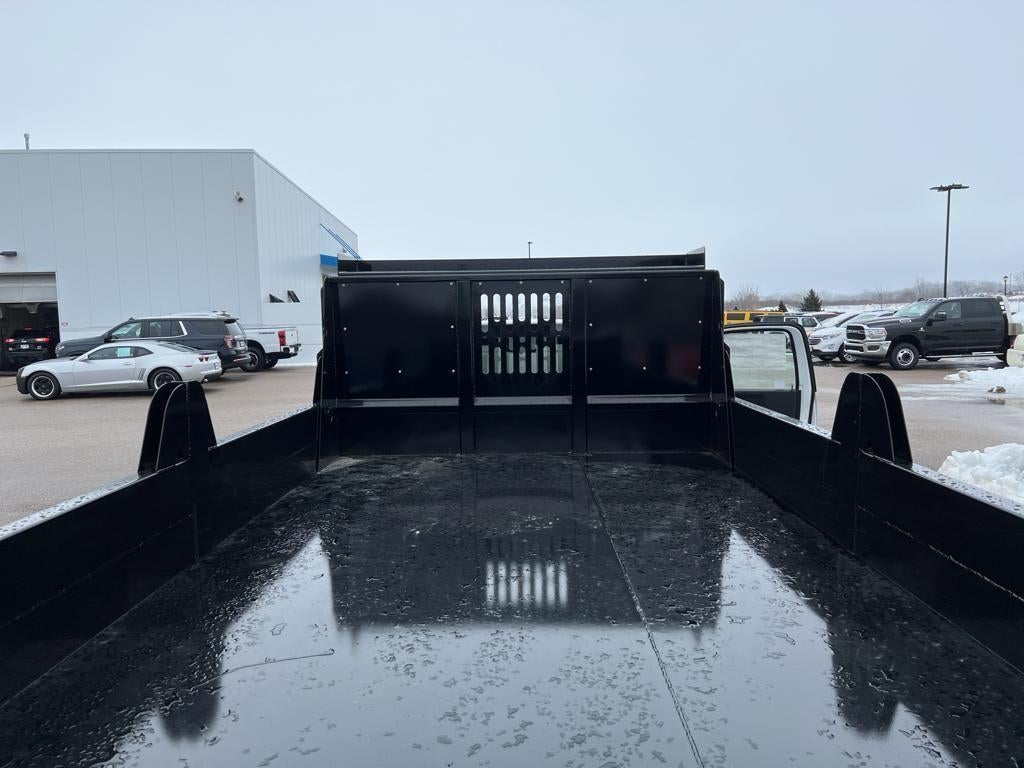 2023 RAM 5500 Chassis Tradesman