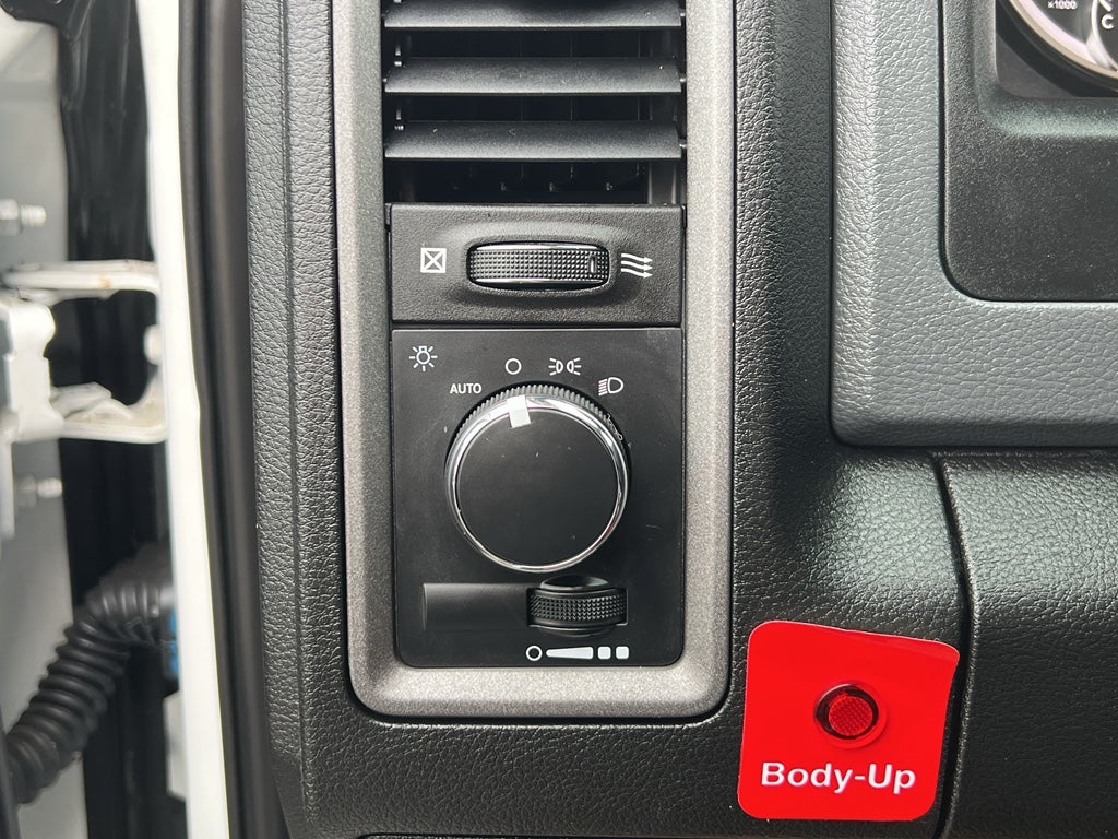 2018 RAM 3500 Chassis Tradesman