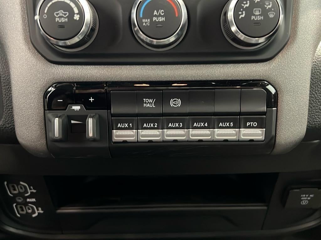 2024 RAM 3500 Chassis Tradesman Chassis 60