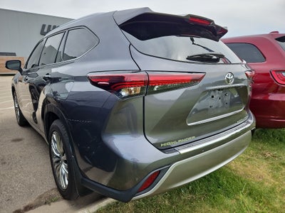 2024 Toyota Highlander Platinum