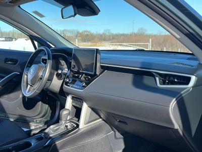 2024 Toyota Corolla Cross LE