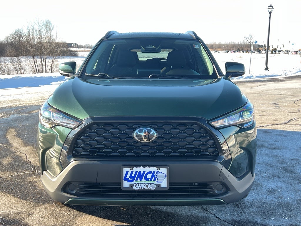 2024 Toyota Corolla Cross LE