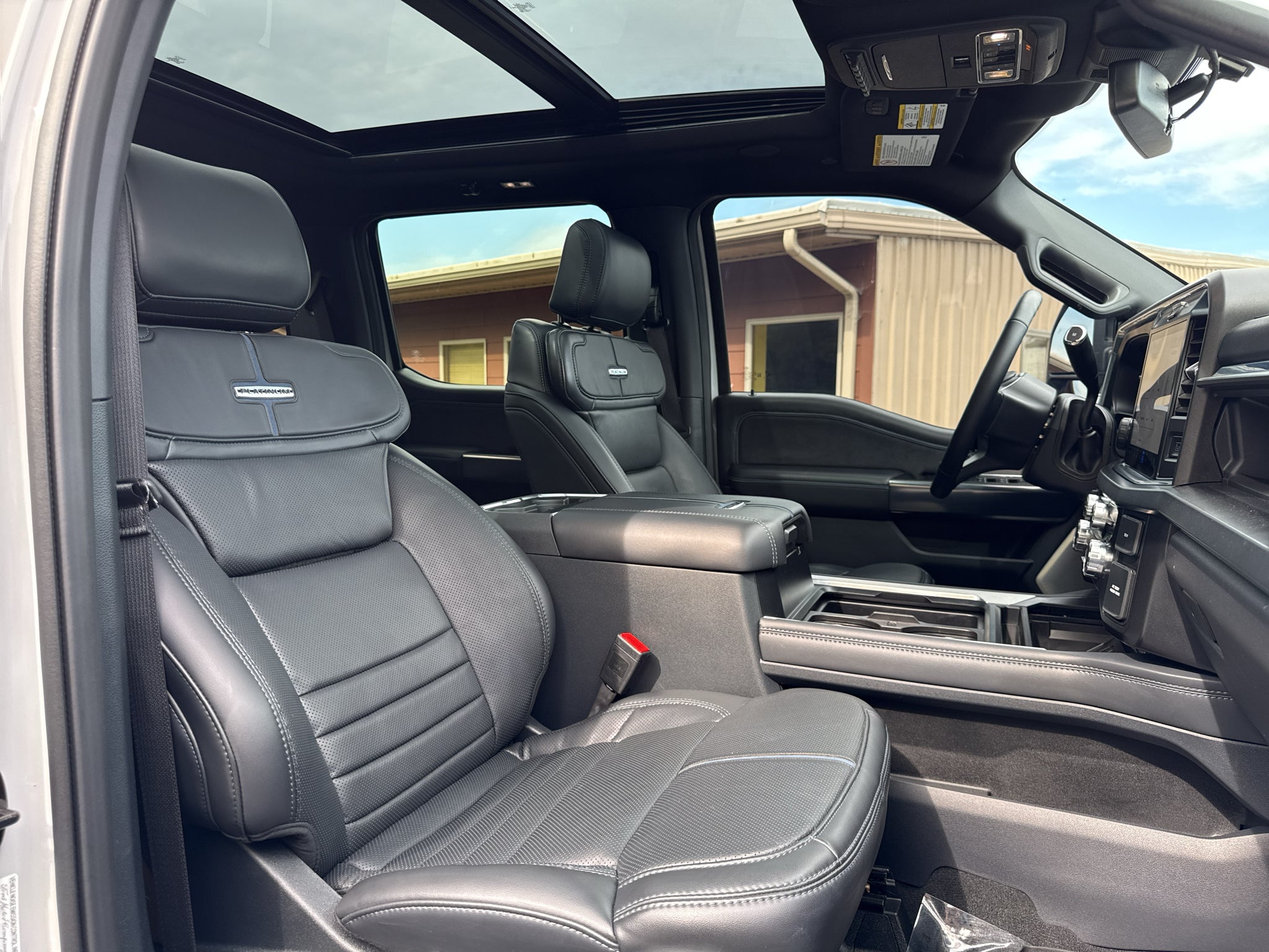 2026 Ford Super Duty F-350 SRW Pickup Platinum