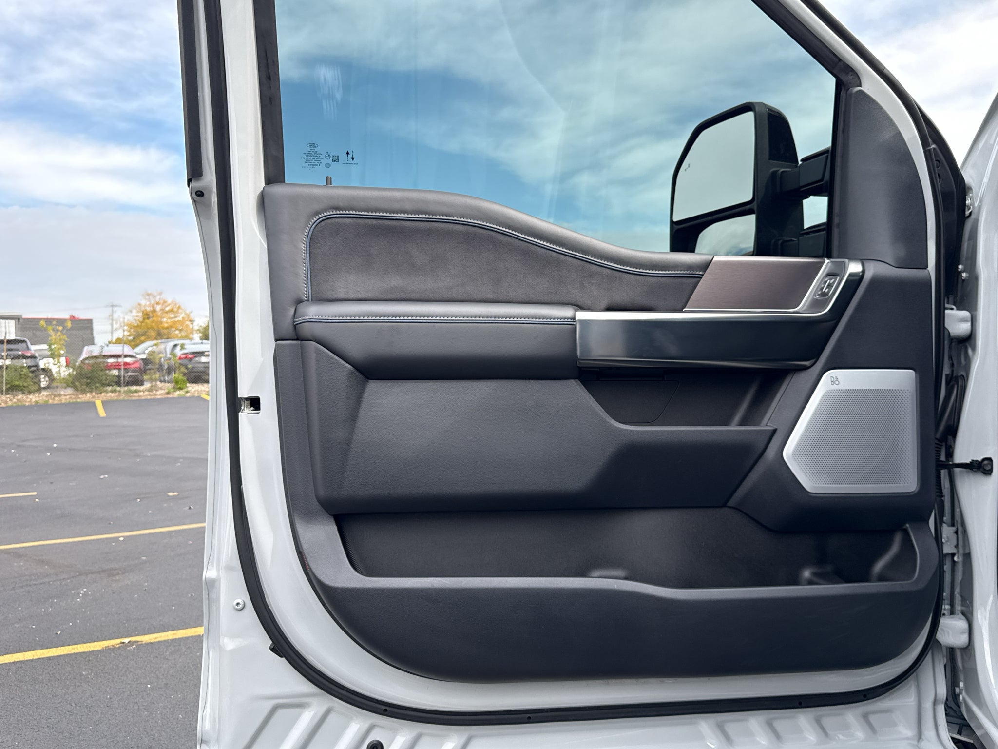 2026 Ford Super Duty F-350 SRW Pickup Platinum
