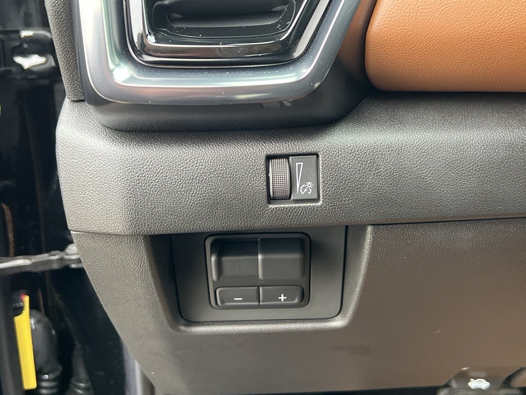 2025 GMC Canyon 4WD AT4