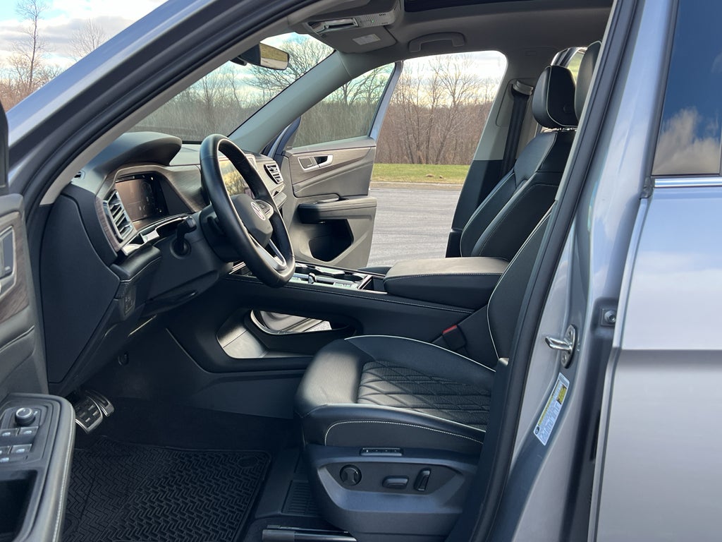 2024 Volkswagen Atlas 2.0T SEL Premium R-Line