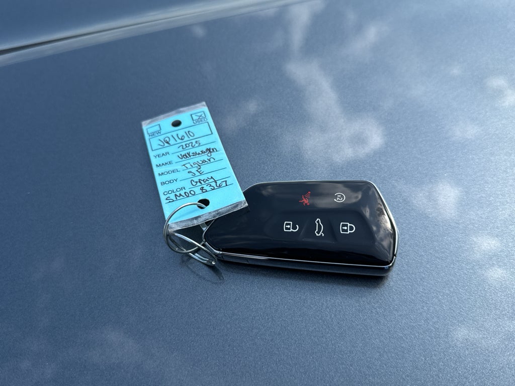 2025 Volkswagen Tiguan SE