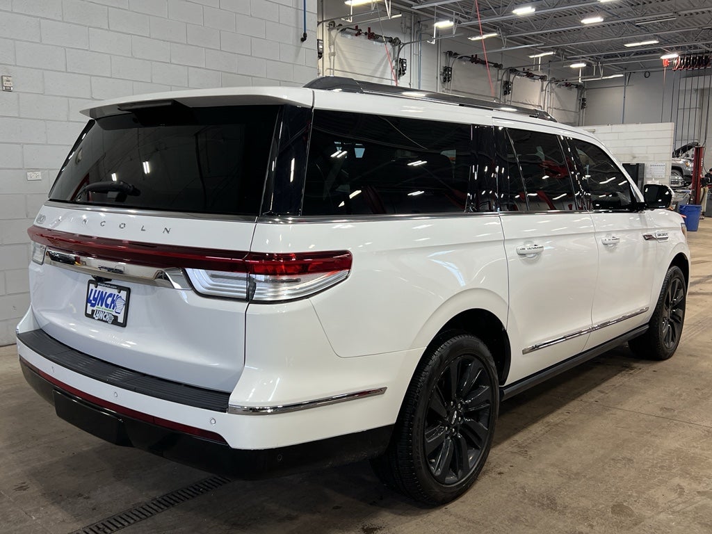 2023 Lincoln Navigator L Reserve