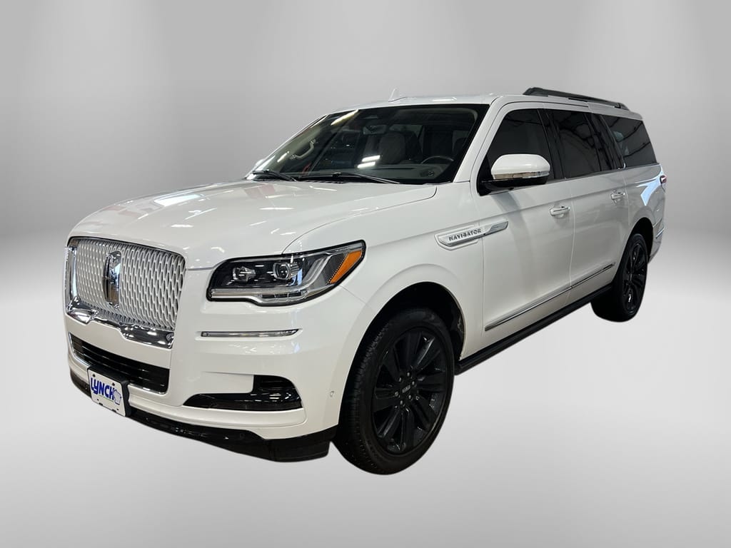 2023 Lincoln Navigator L Reserve