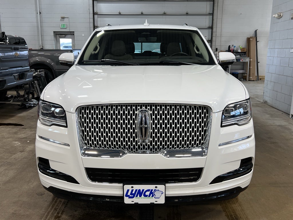 2023 Lincoln Navigator L Reserve