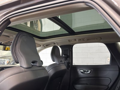 2025 Volvo XC60 Plus