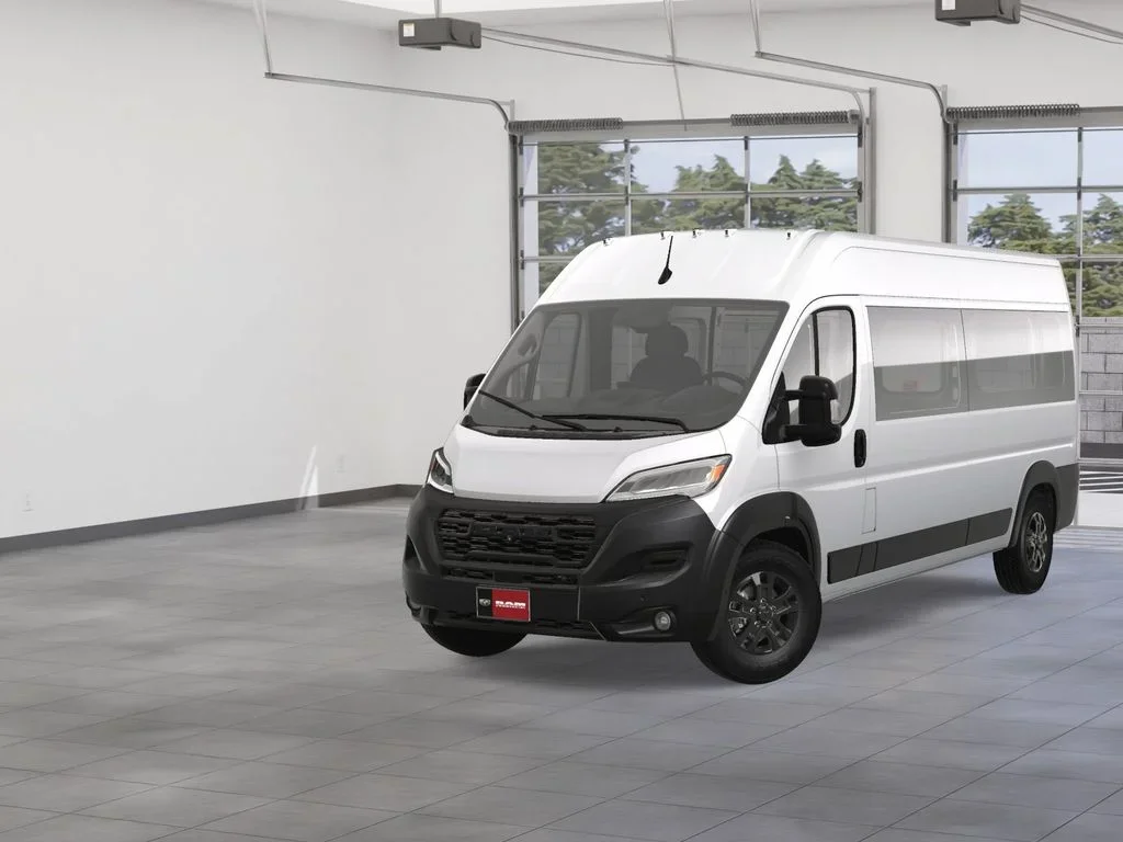 Large passenger windows on the Ram ProMaster 2500 Window Van