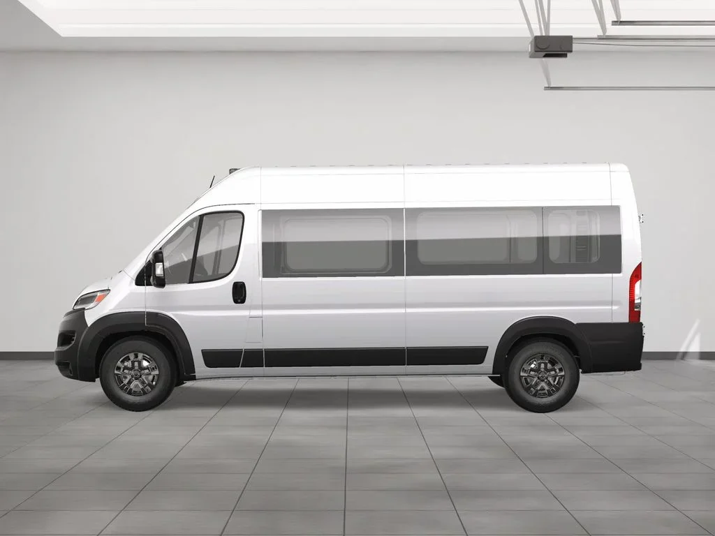 Ram ProMaster 2500 10-Passenger Window Van